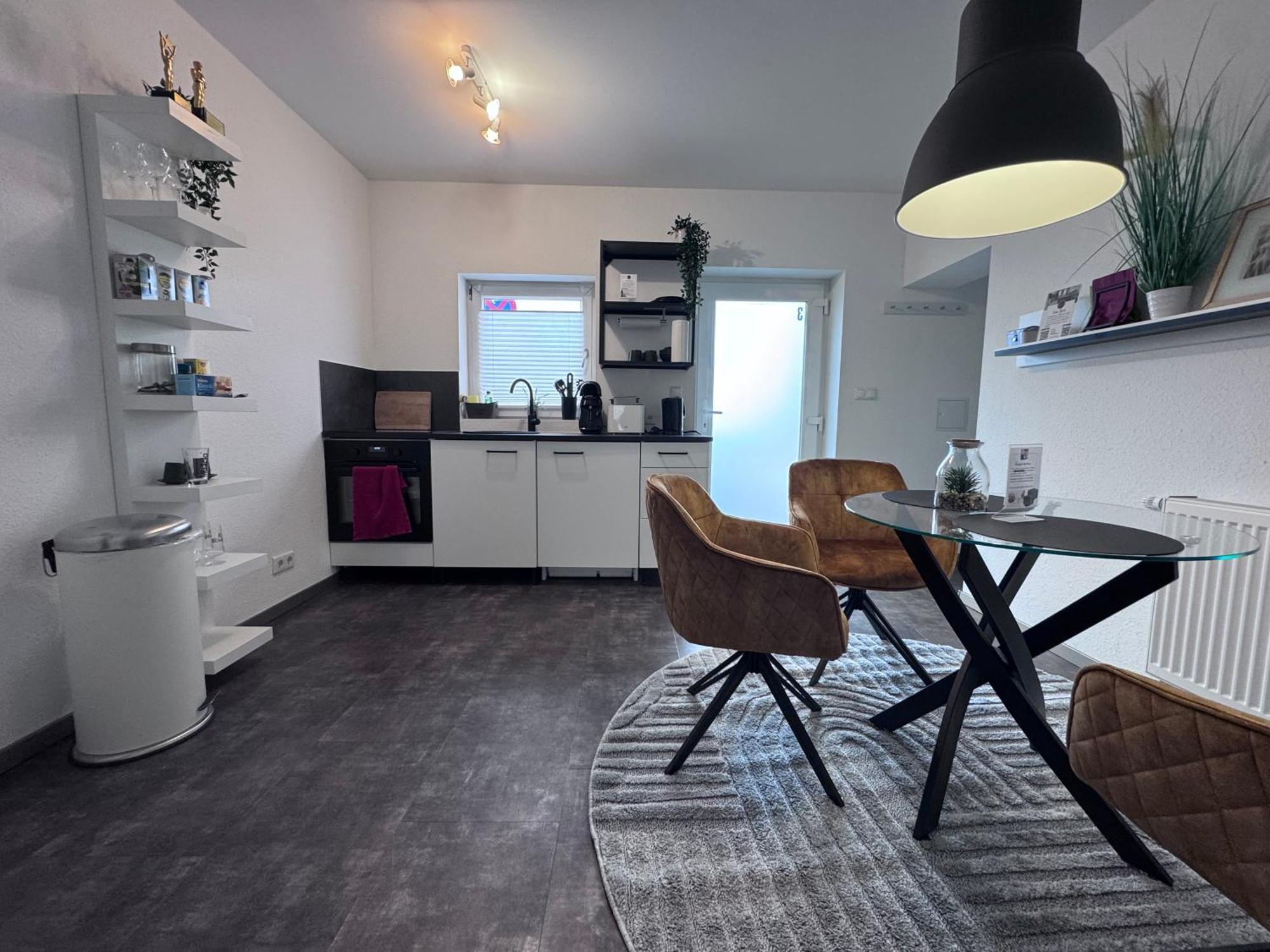 Barrierefrei - 24Std-Check-In Kontaktlos - Kingsize Bed - W-Lan - Parkplatz W 3 Bückeburg Kültér fotó